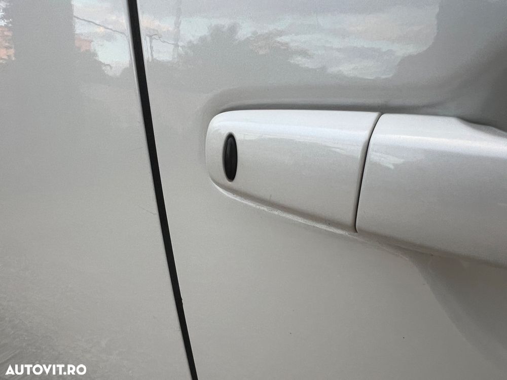 Mitsubishi Outlander 2.2 DI-D 4WD Automatik Plus - 15