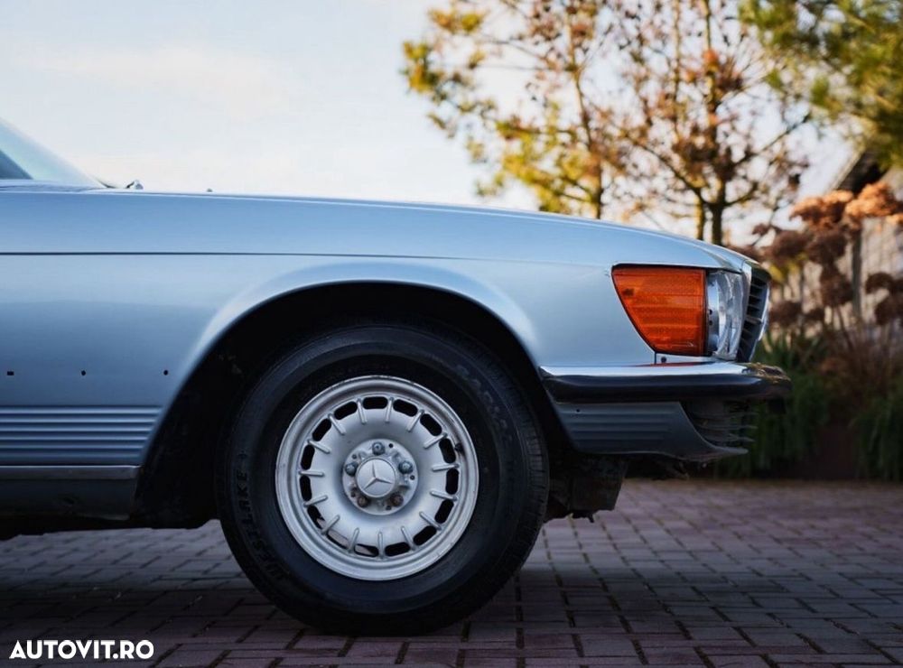Mercedes-Benz SLC - 9