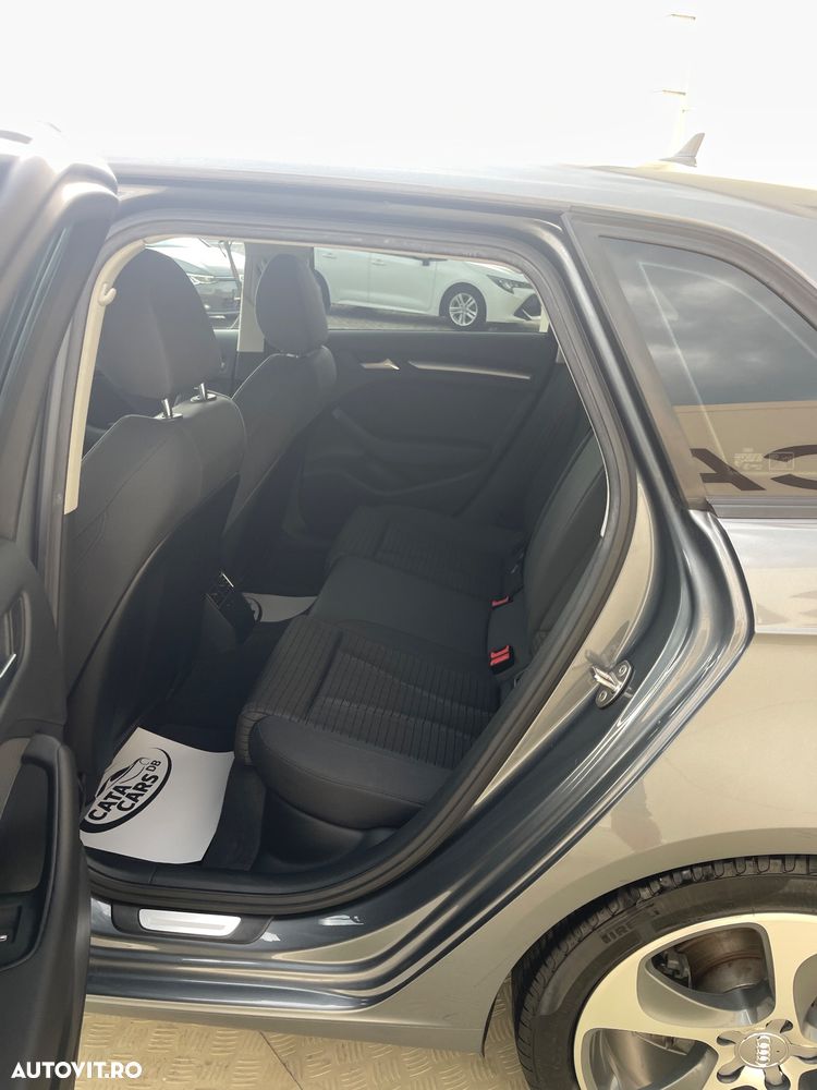 Audi A3 2.0 TDI Sportback Ambiente - 26