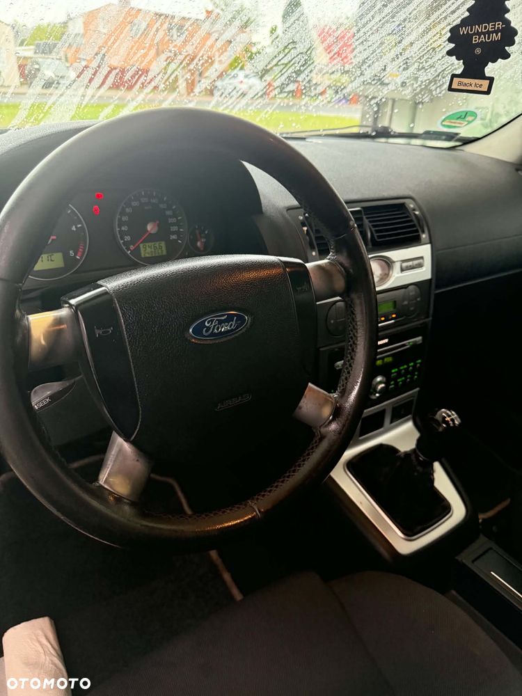 Ford Mondeo 2.0 TDCI Ambiente - 8