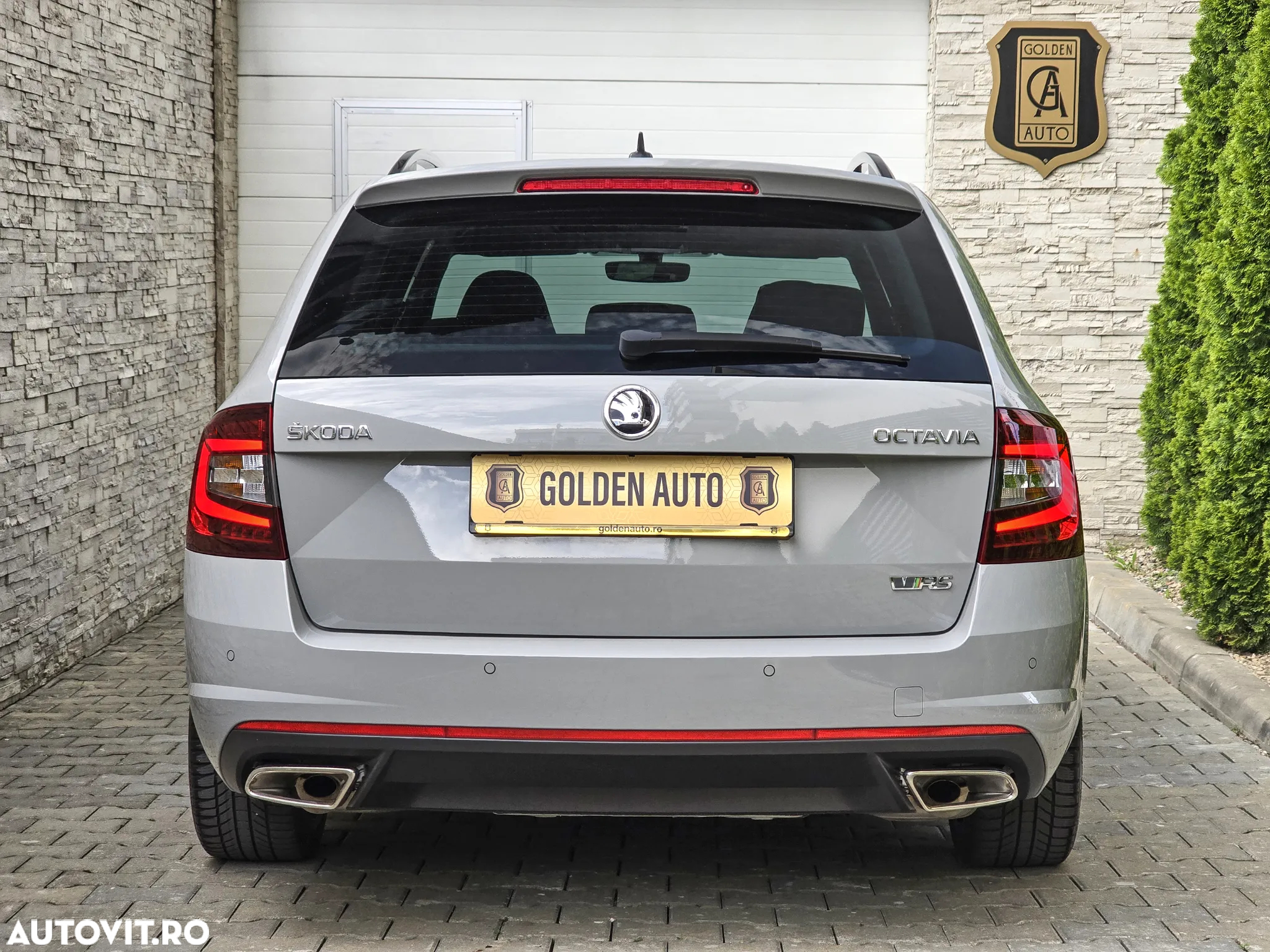 Skoda Octavia Combi 2.0 TSI DSG RS 245 - 26