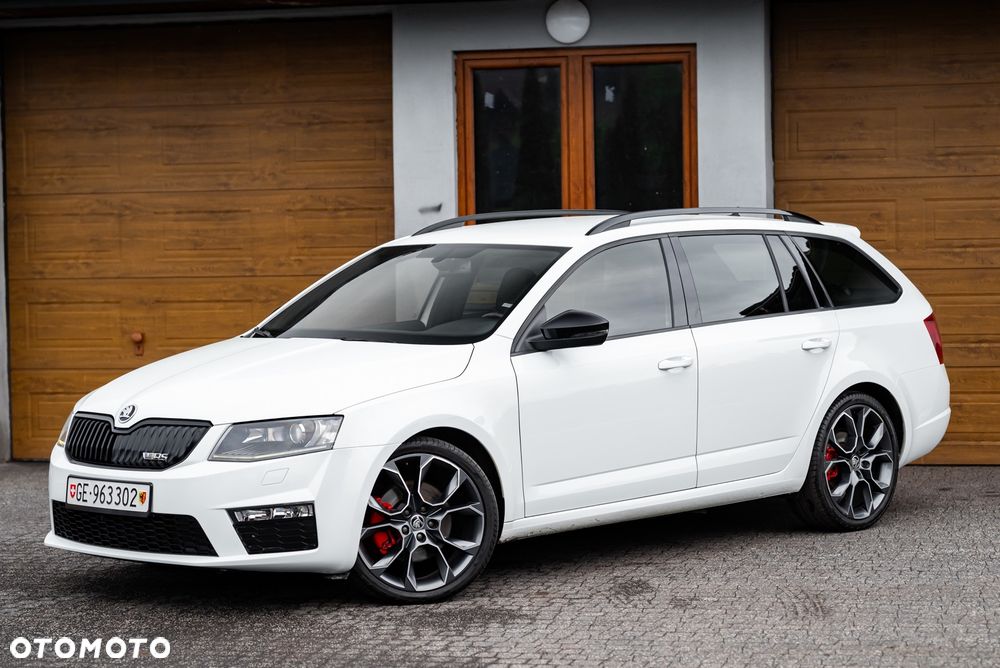 Skoda Octavia 2.0 TDI 4x4 DSG RS - 3
