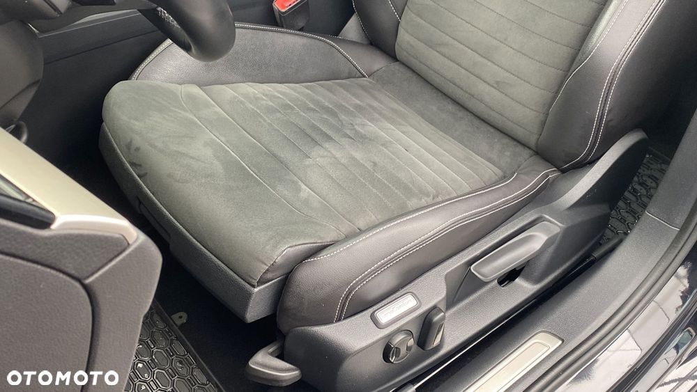 Volkswagen Passat - 18