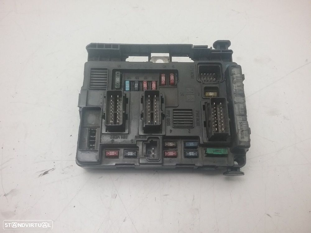 Caixa de fusíveis FORD FOCUS C-MAX 1.6 TDCi 2003 - 2007 REF. T118470003 - 1