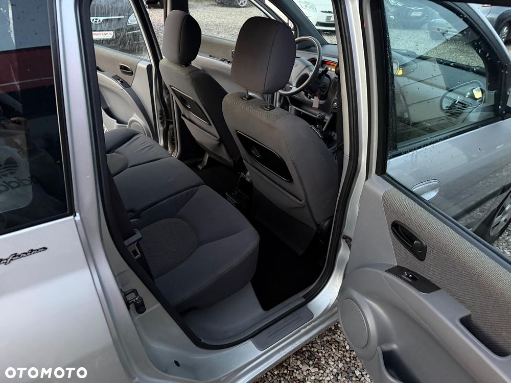 Hyundai Matrix 1.6 GLS - 14