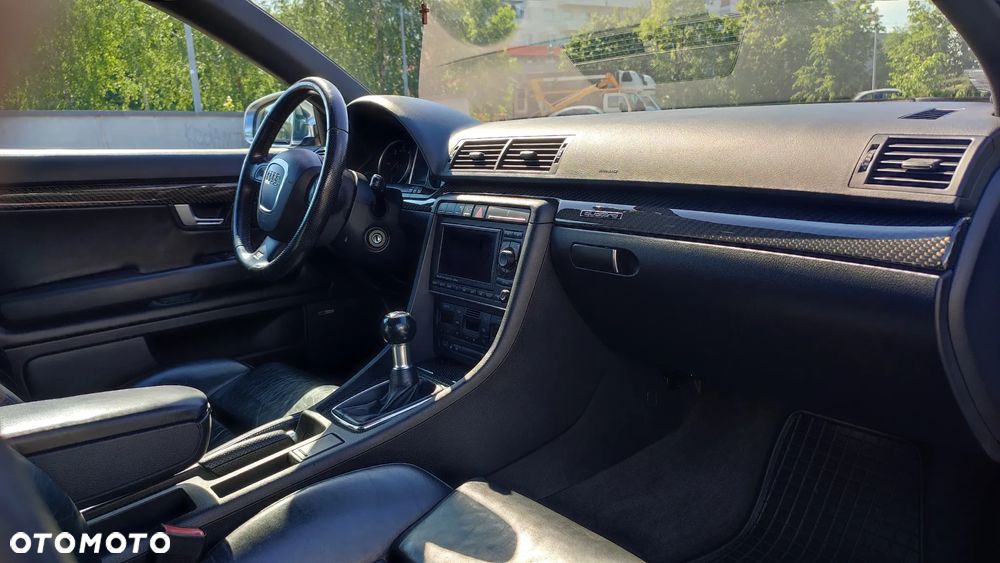 Audi A4 Limousine - 6