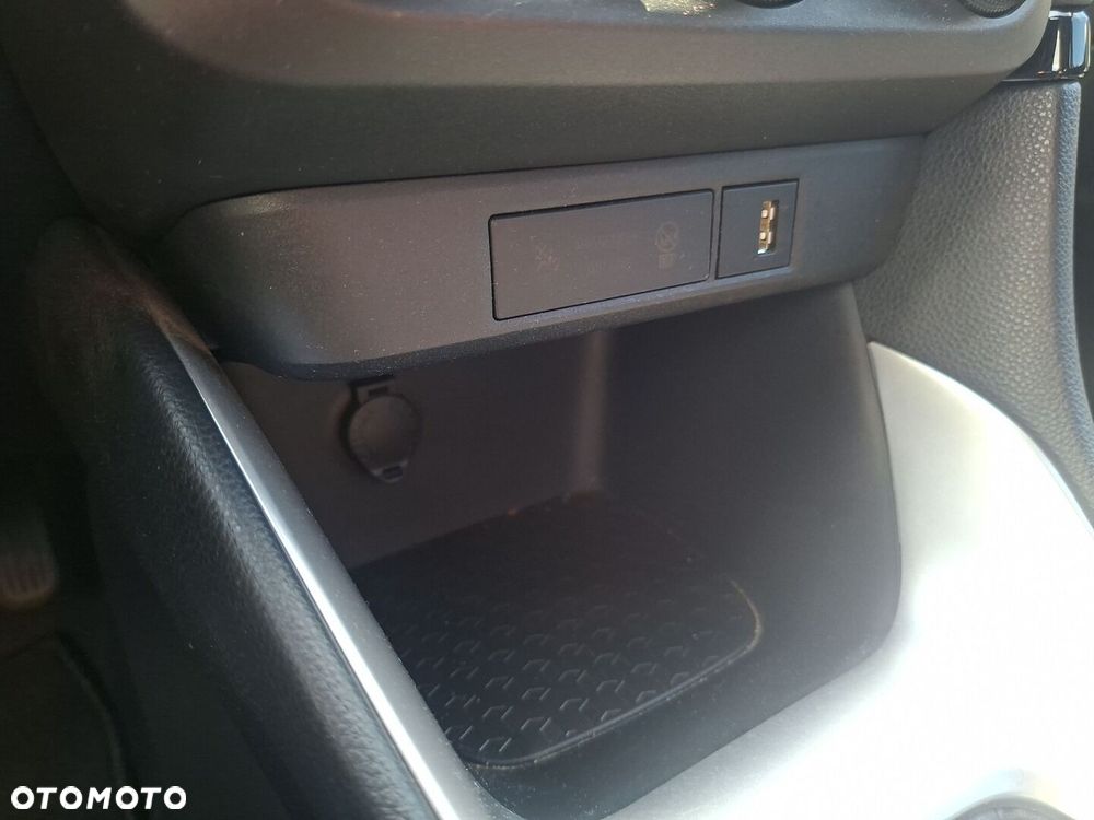 Toyota Yaris - 25