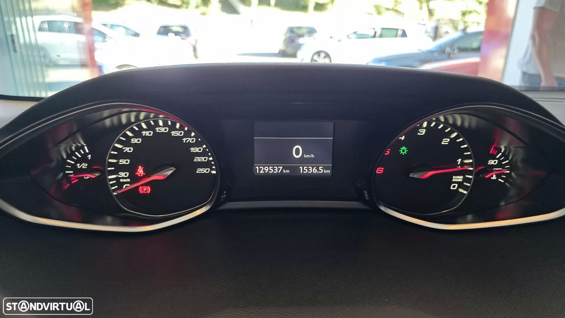 Peugeot 308 1.6 BlueHDi Allure J17 - 38