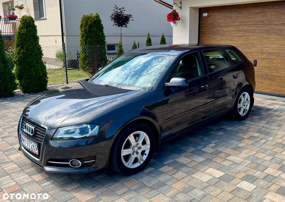Audi A3 - 8