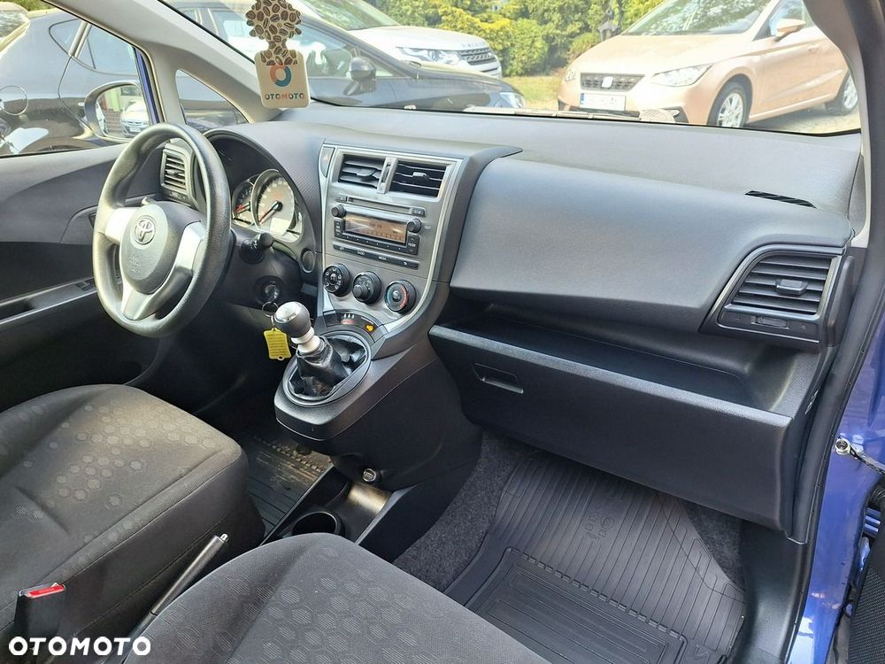Toyota Verso S 1.33 VVT-i Cool - 14