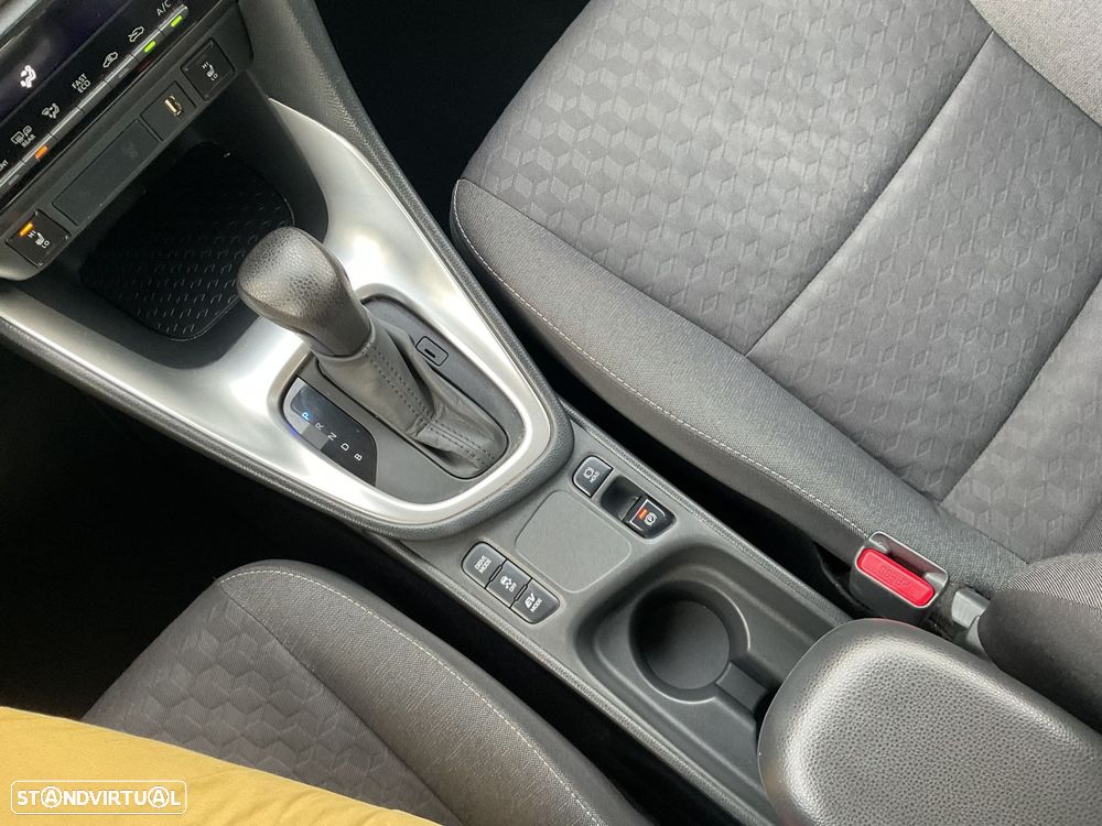 Toyota Yaris 1.5 HDF Exclusive - 29
