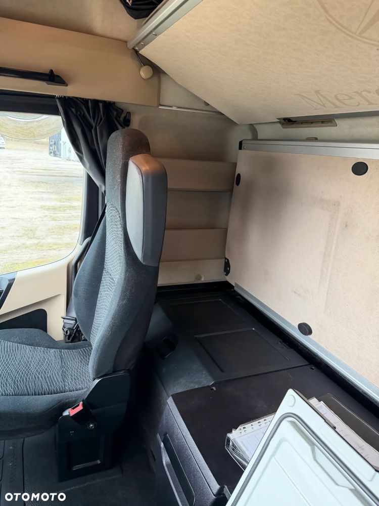 Mercedes-Benz Actros 1845 - 9