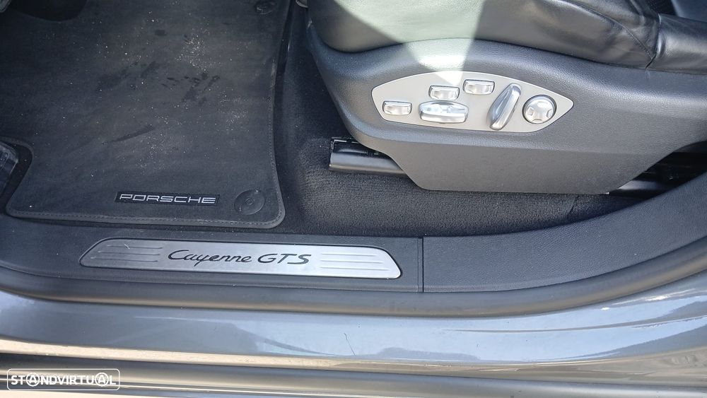 Porsche Cayenne GTS - 14