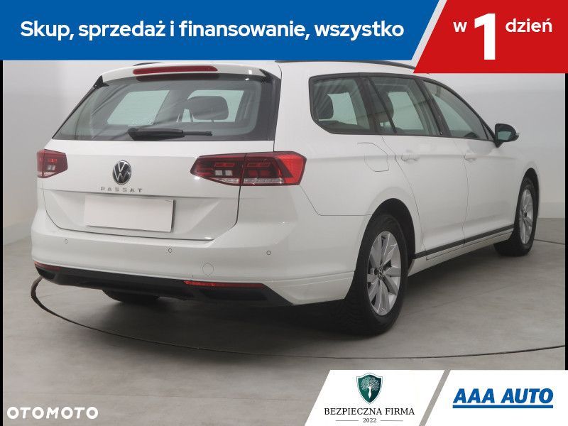 Volkswagen Passat - 6