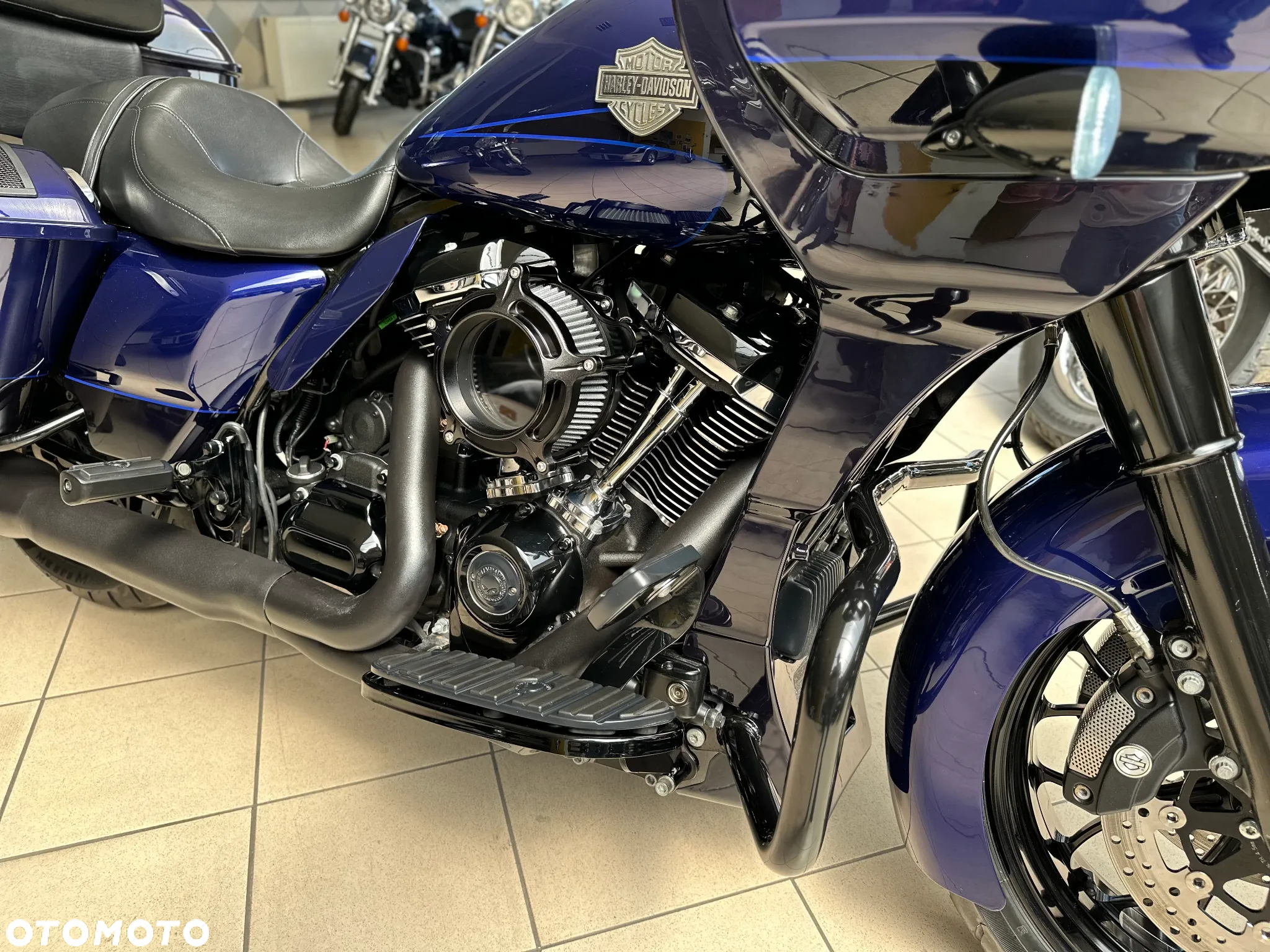 Harley-Davidson Touring Road Glide - 21
