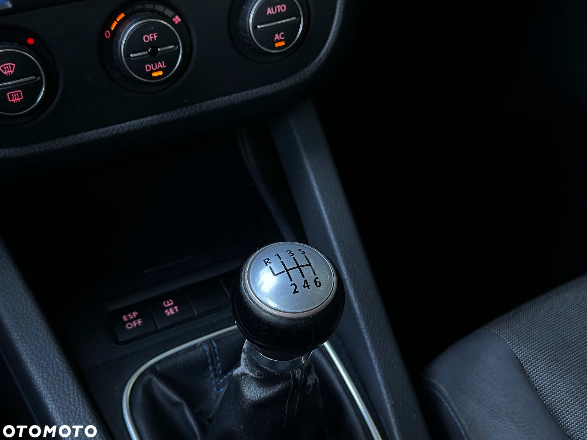 Volkswagen Golf V 1.9 TDI Trendline - 15