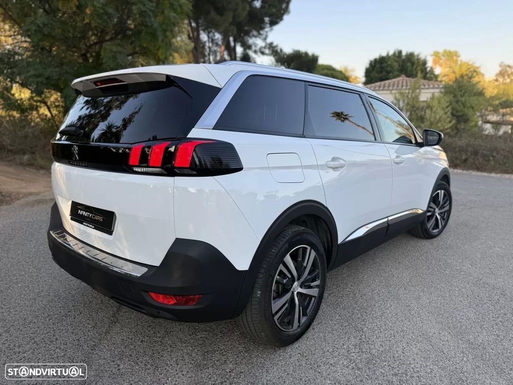 Peugeot 5008 1.5 BlueHDi Allure EAT8 - 5