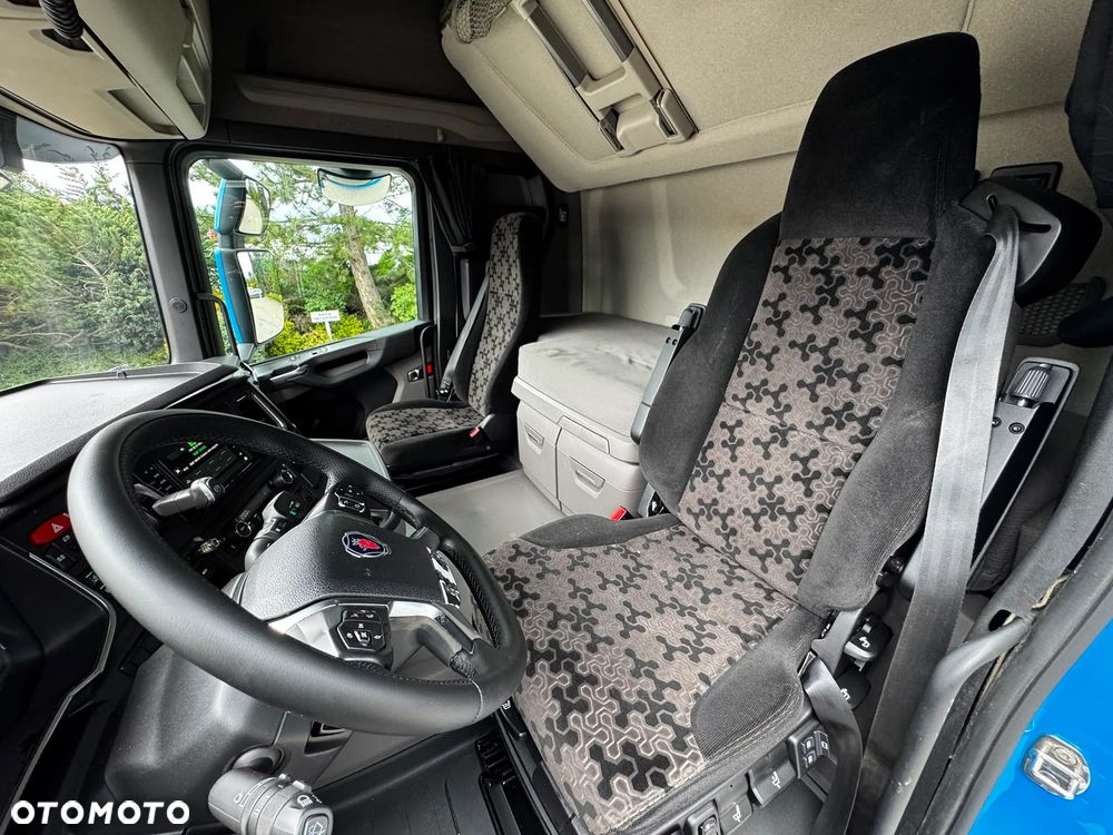 Scania R410 A4X2NA 4 PODUSZI - 26