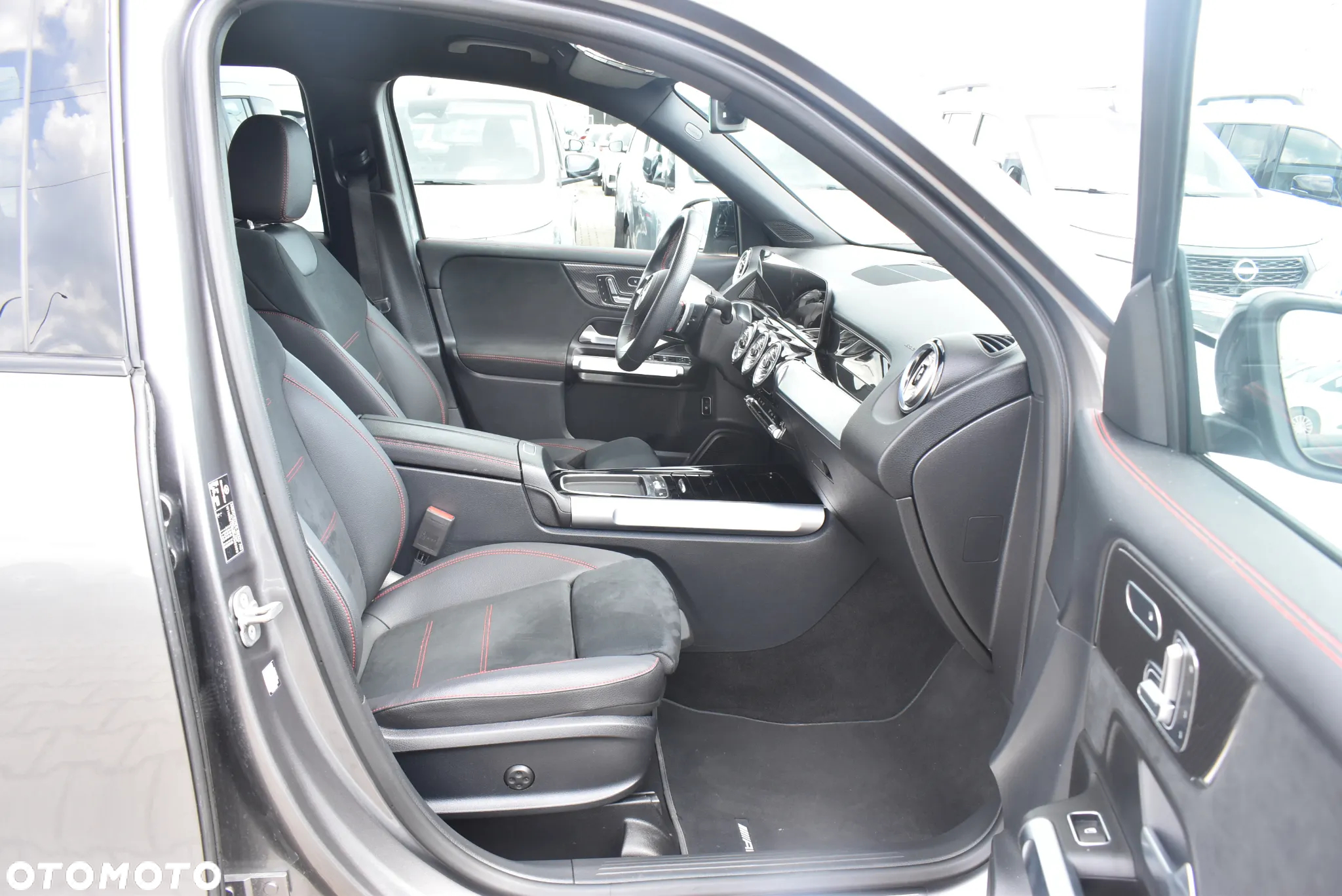 Mercedes-Benz GLB 200 d 4-Matic 8G-DCT - 18