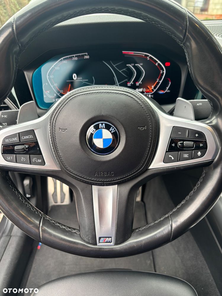 BMW Seria 3 320i - 11