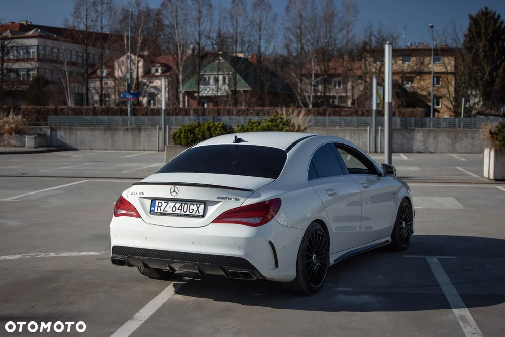 Mercedes-Benz CLA - 6