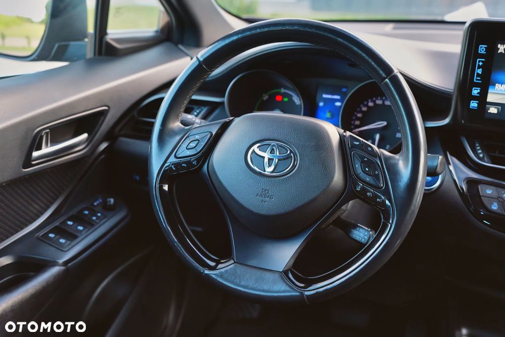 Toyota C-HR - 21