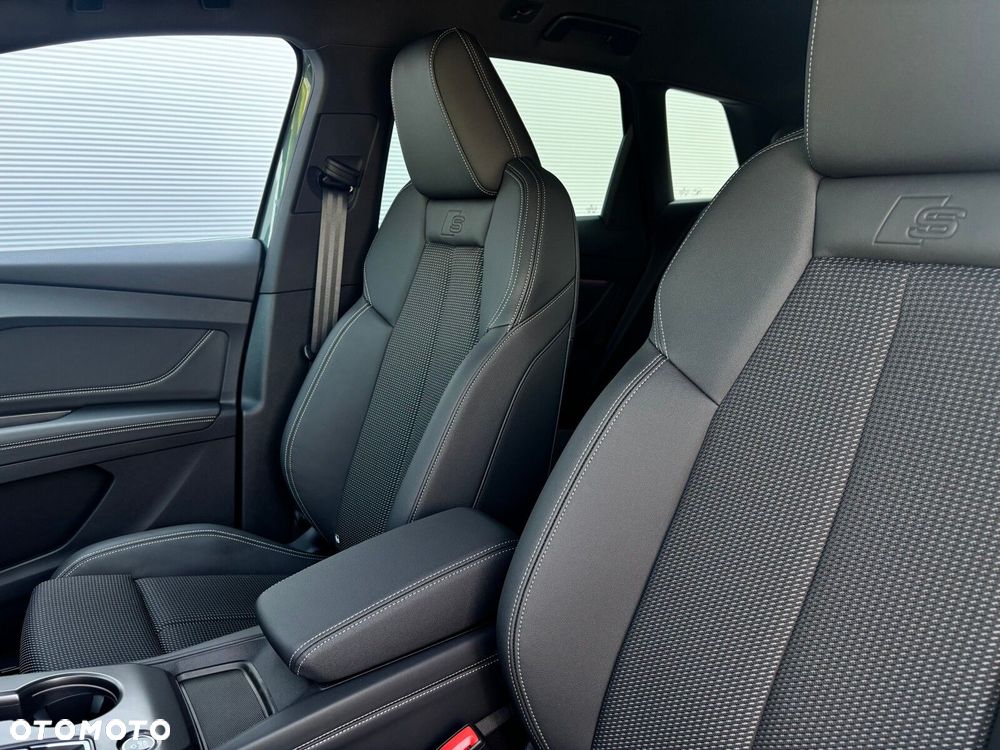 Audi Q4 e-tron - 18