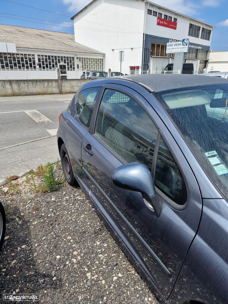 Peugeot 207 1.4 HDi Urban - 3