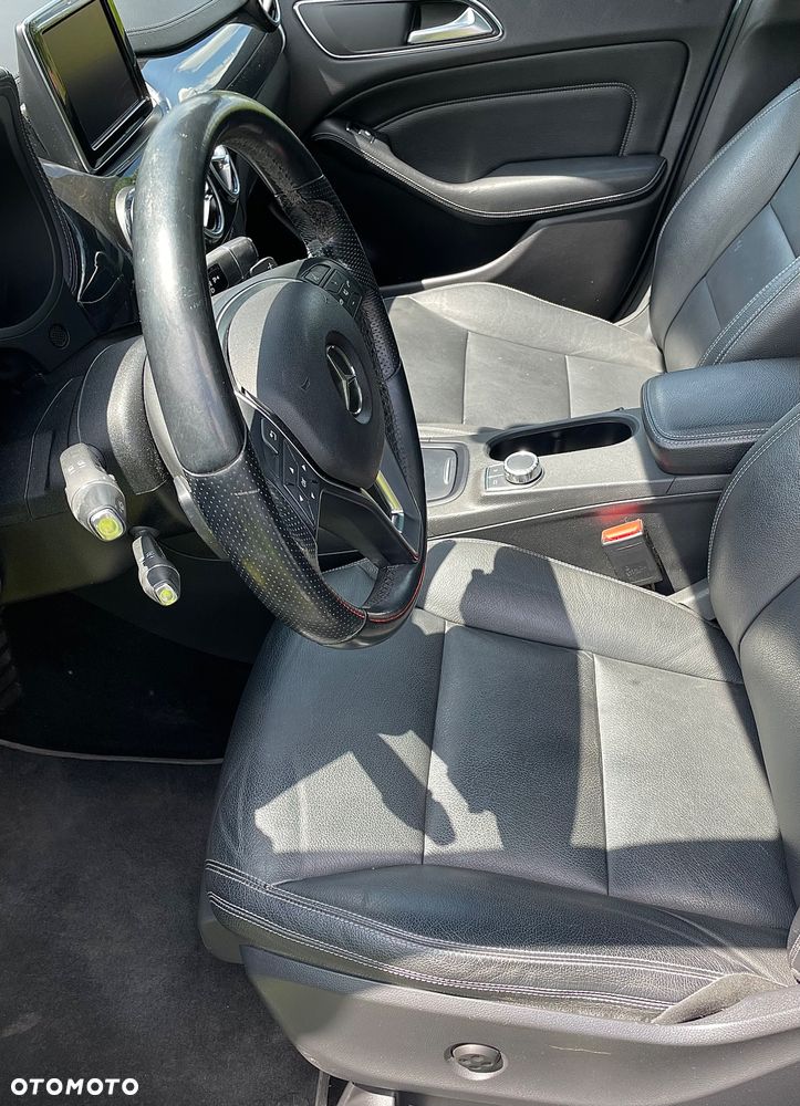 Mercedes-Benz Klasa B 220 CDI - 13