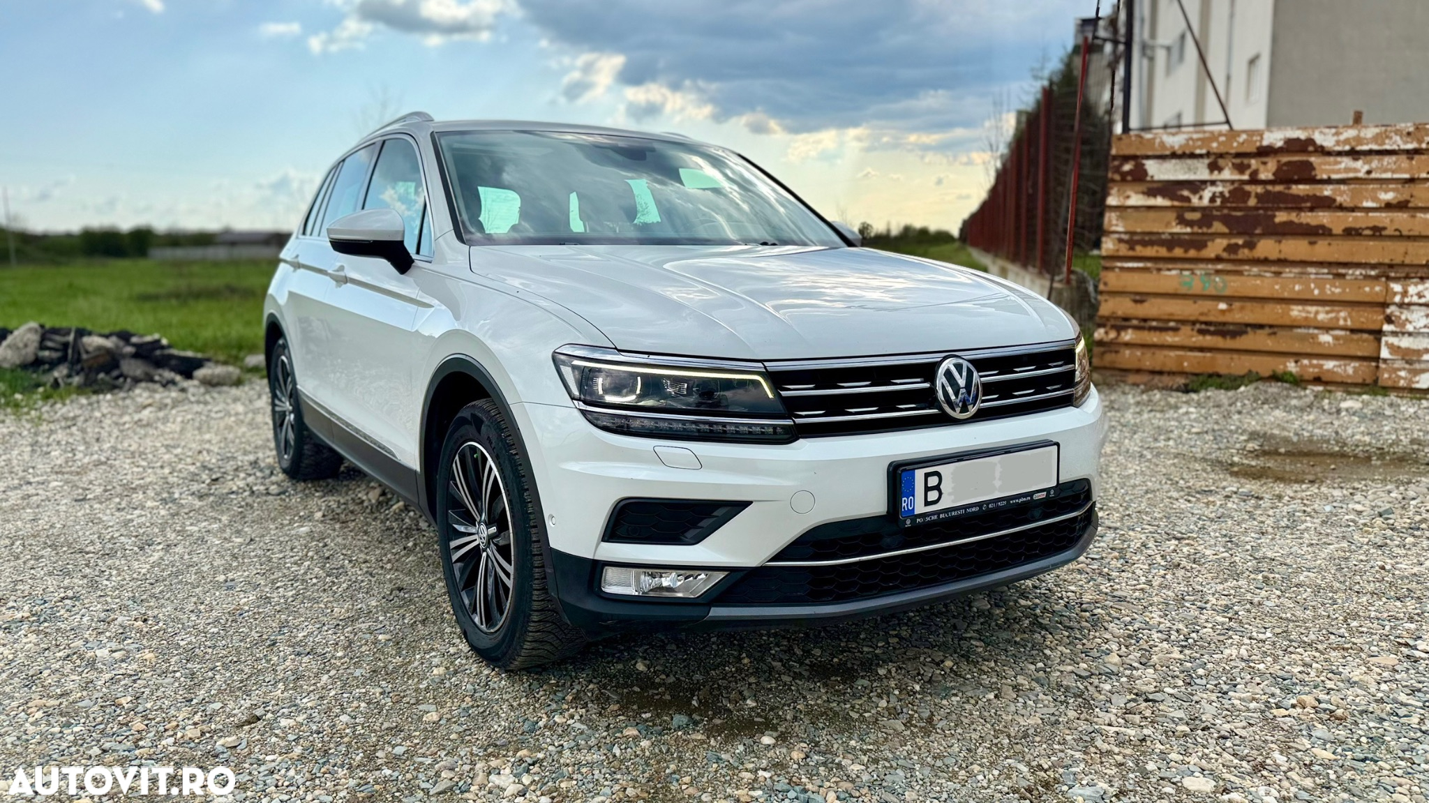 Volkswagen Tiguan 2.0 TDI SCR DSG Elegance - 3