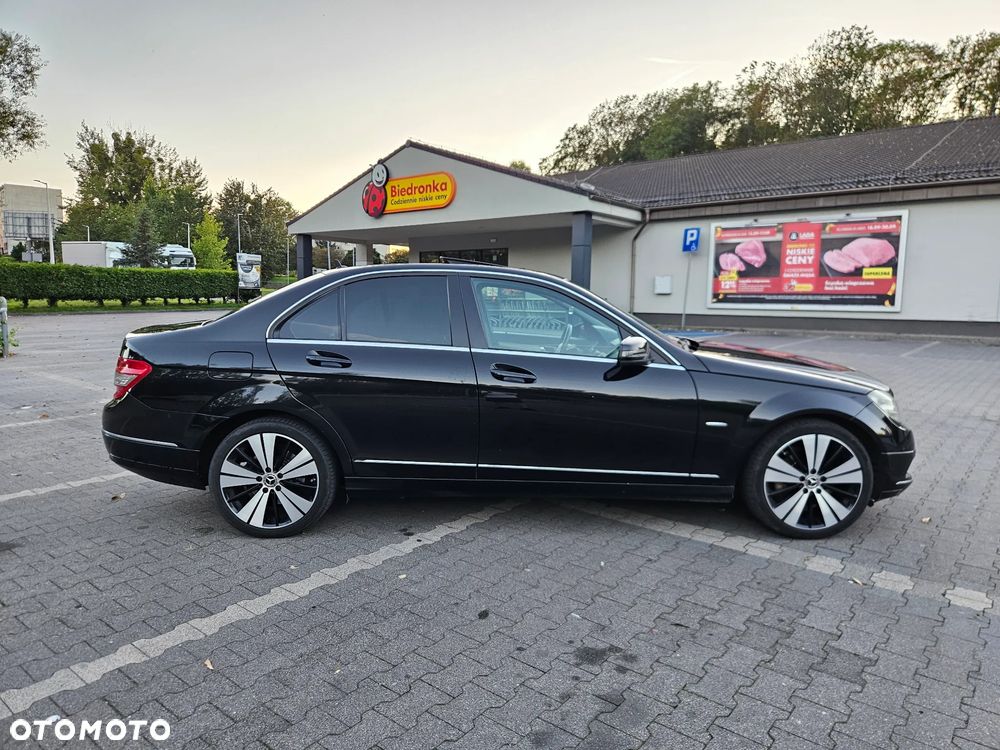 Mercedes-Benz Klasa C 220 CDI DPF Automatik Avantgarde - 9