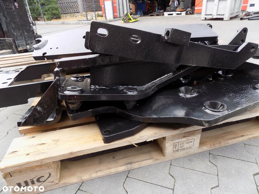 Massey Ferguson 6480 6465 7618 7480 6490 rama skrzyni  adaptacja tura ładowacz czołowego - 2