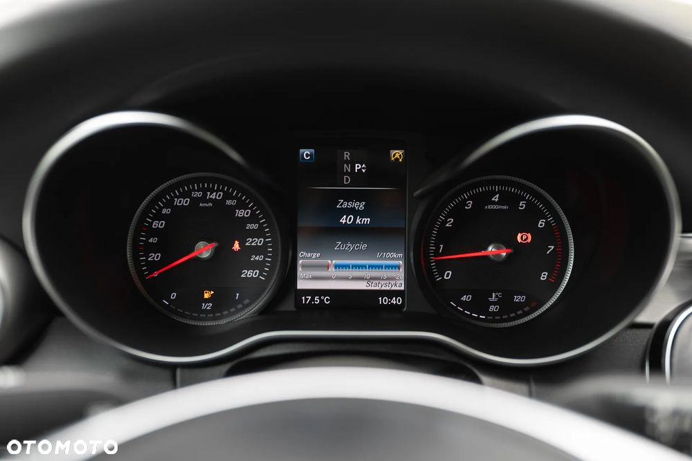 Mercedes-Benz Klasa C 200 4-Matic 9G-Tronic - 22