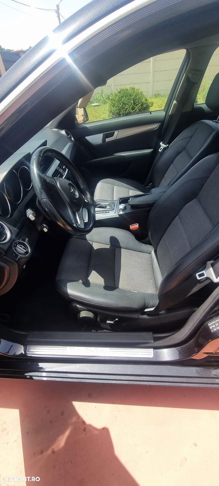 Mercedes-Benz C - 15
