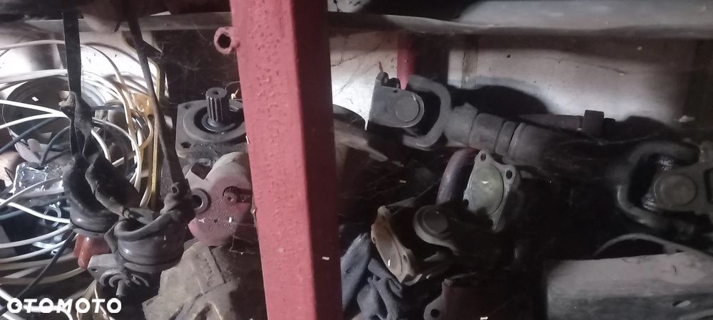 Belka przednia piasta zwrotnica pompa OSTRÓWEK  K162 - 3