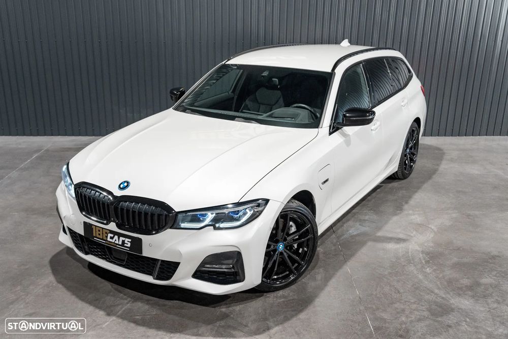 BMW 330 e Touring Pack M Auto - 40