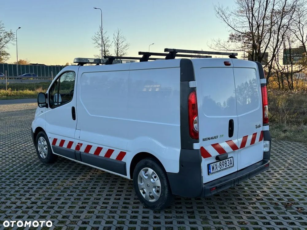 Renault TRAFIC - 11