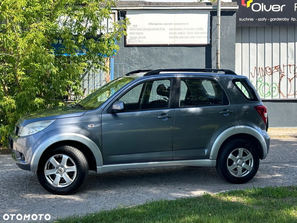 Daihatsu Terios 4WD Top - 4