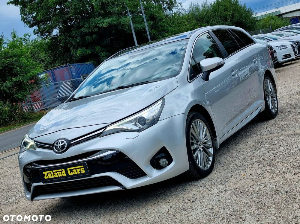 Toyota Avensis 2.0 D-4D Premium - 1