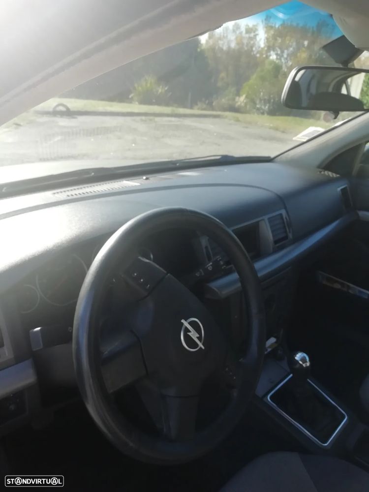Opel Vectra 1.9 CDTi Elegance - 4