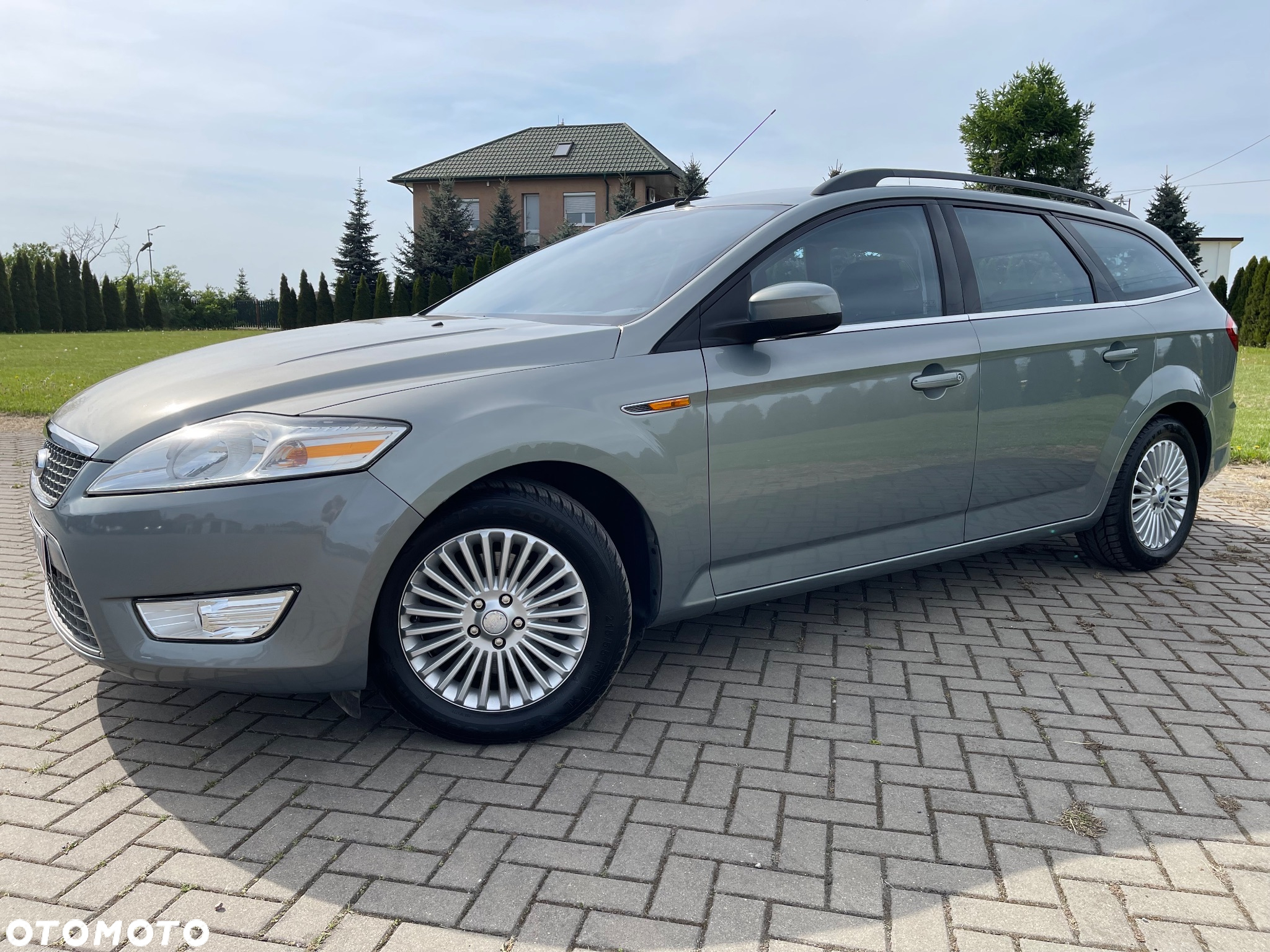 Ford Mondeo 2.0 Titanium - 24