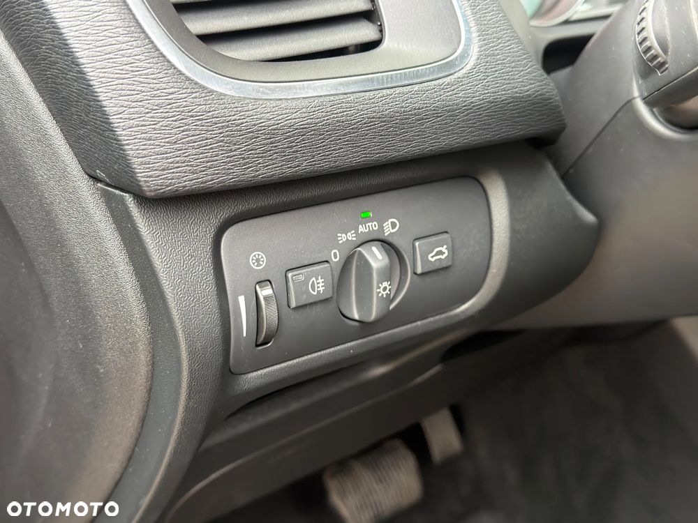 Volvo V40 - 21
