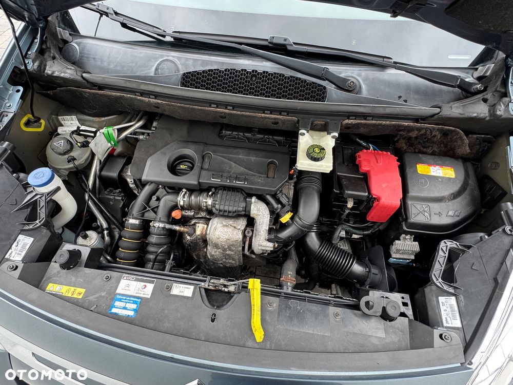 Citroën Berlingo Multispace e-HDi 90 FAP EGS6 Exclusive - 36