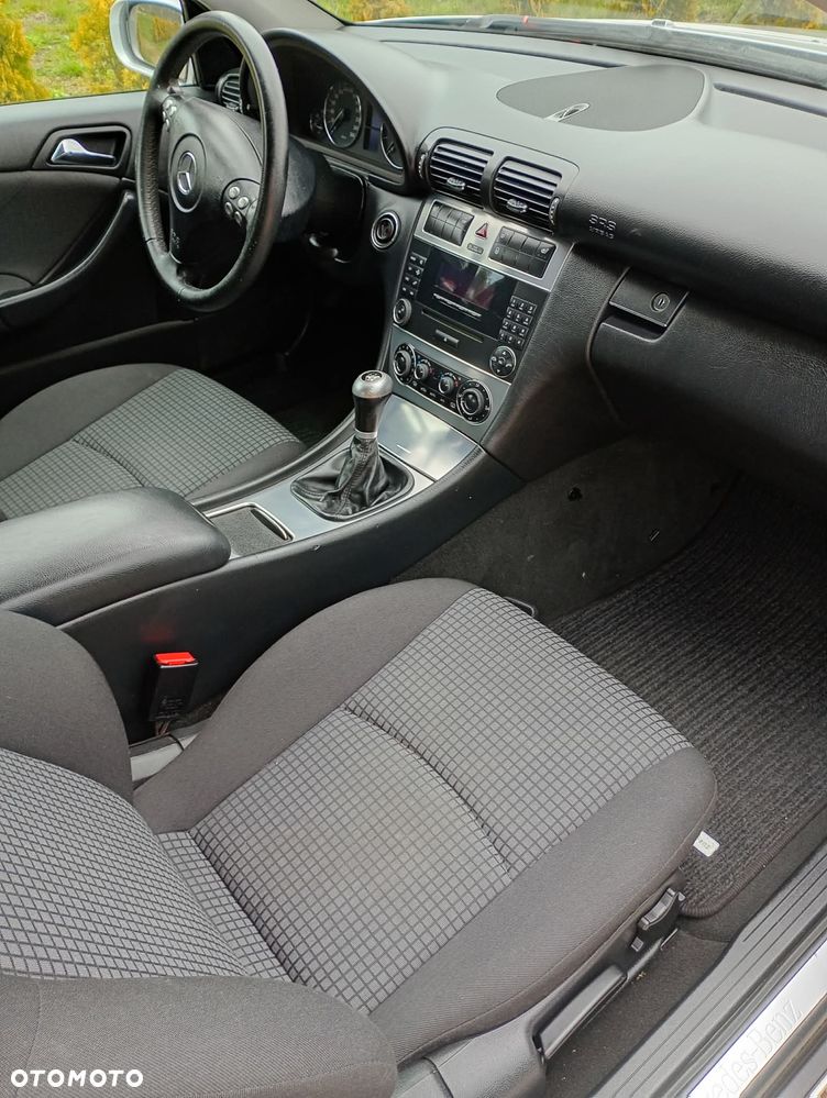 Mercedes-Benz Klasa C - 9