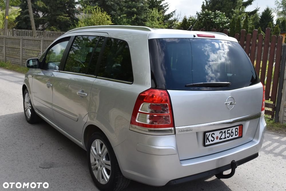Opel Zafira 1.8 Cosmo - 7