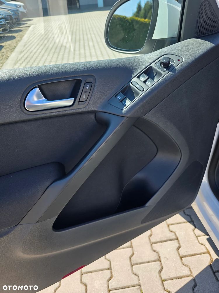Volkswagen Tiguan - 13