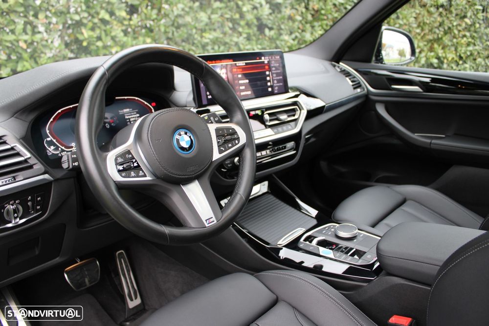 BMW iX3 M Sport Inspiring - 43