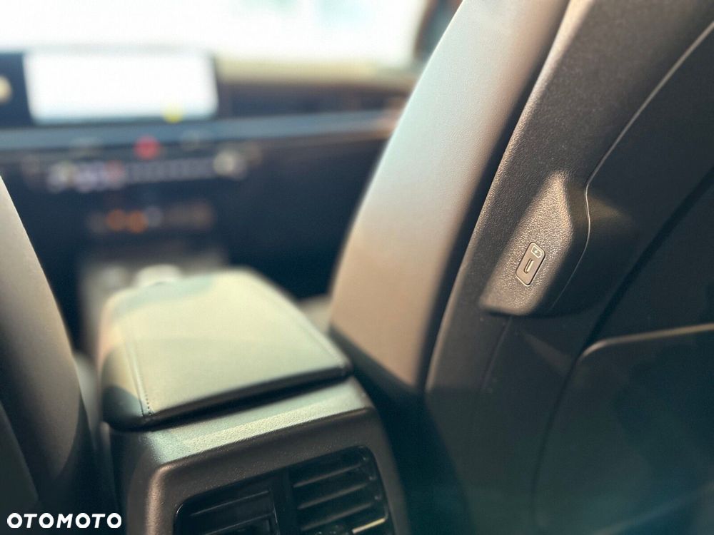 Kia Niro - 36