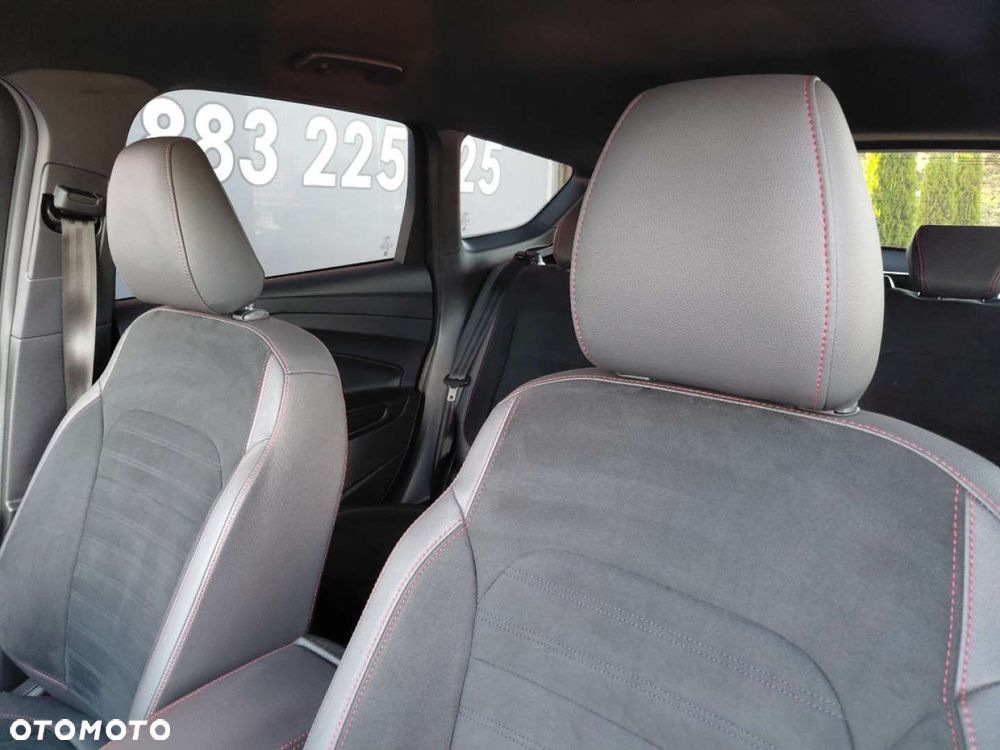Ford Kuga - 15