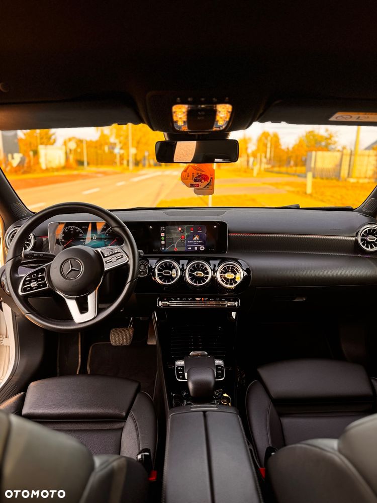 Mercedes-Benz Klasa A 200 7G-DCT - 9